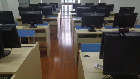 成都與重慶軟件工程師培訓(xùn)及軟件開發(fā)行業(yè)前景分析