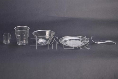 豐裕一次性餐具塑料制品的兩面性 便利與環(huán)保的博弈